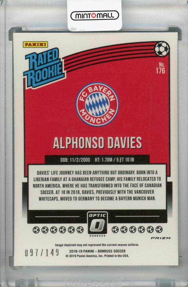 2018-19 Donruss FC Bayern Munich Alphonso Davies Base Optic Rated Rookie Aqua numbered 097/149 trading card