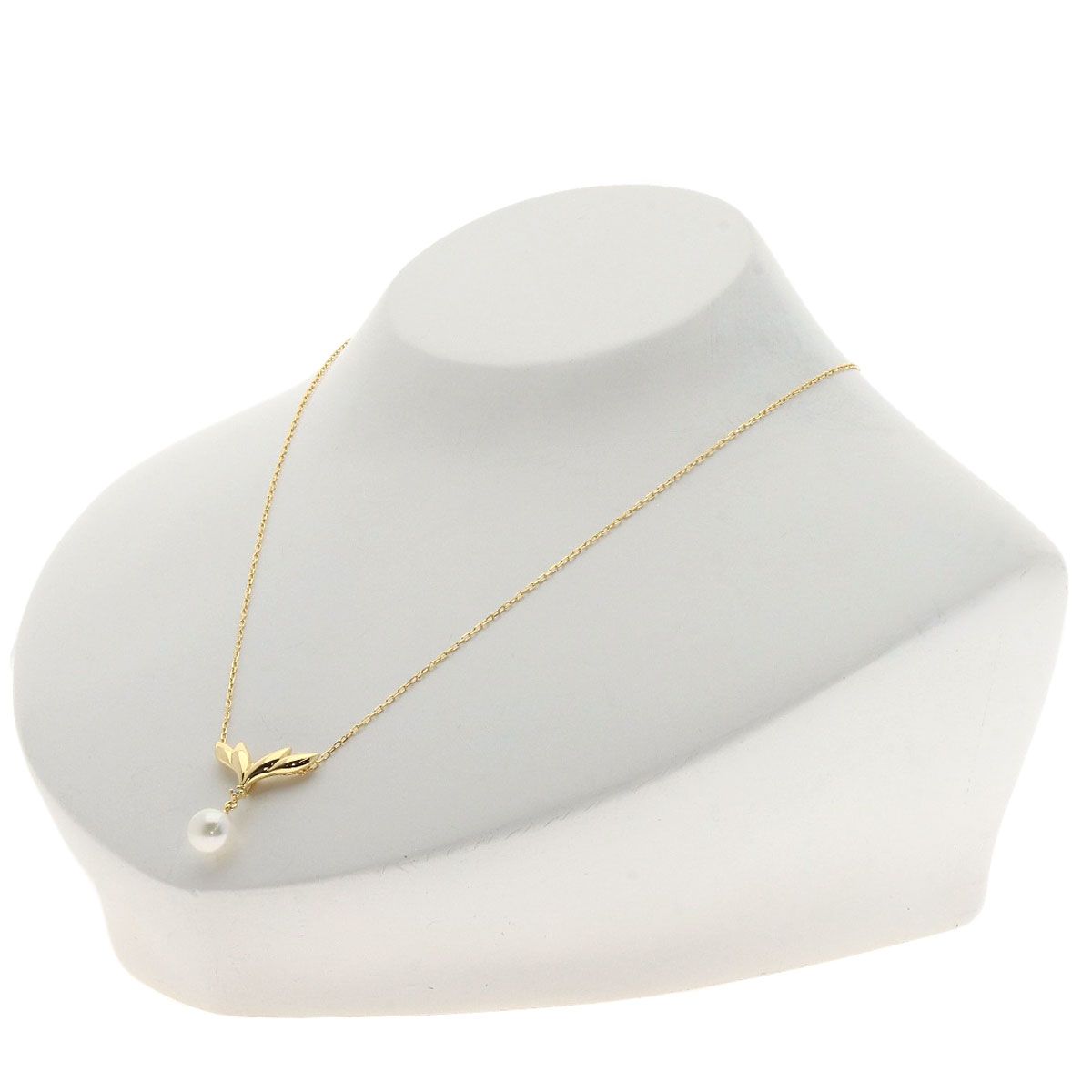 MIKIMOTO pearl and diamond necklace in K18 yellow gold with 40cm chain, displayed on white background
