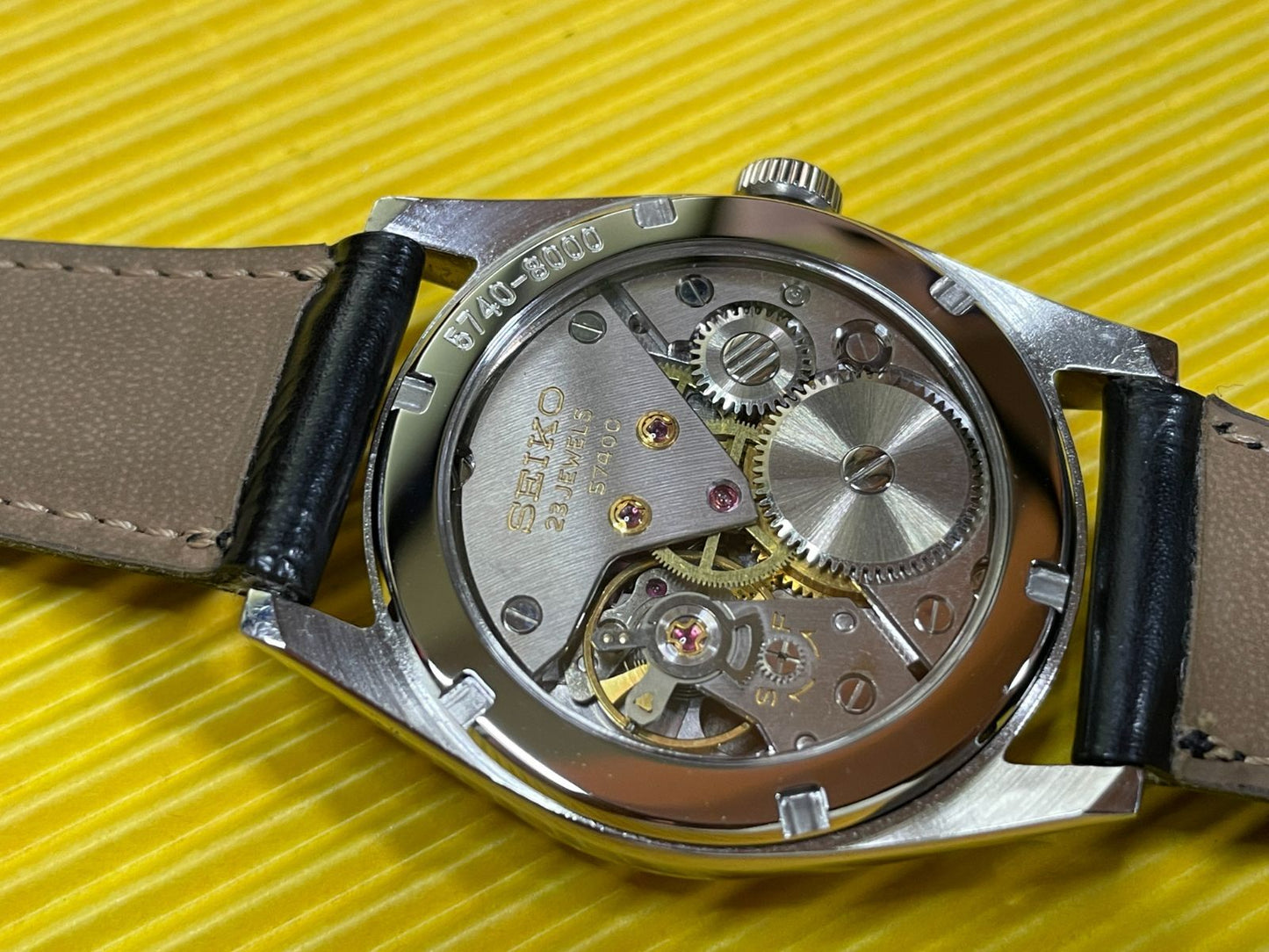 SEIKO 5740-8000 Manual Men's Watch — Japanese