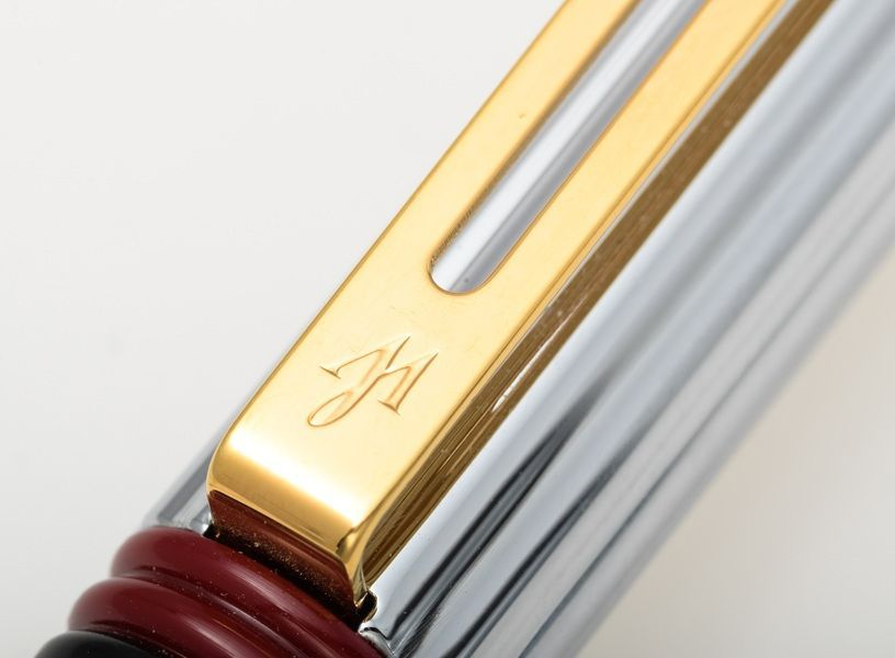 Waterman Fountain Pen Model W26-105 with fine nib in used condition showing fluid discharge