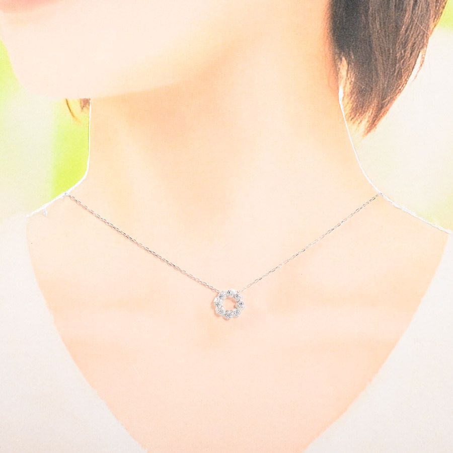 Mikimoto necklace featuring a 0.11 ct diamond charm in K18 white gold with a 39/42.5 cm chain