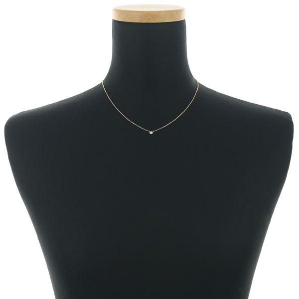 Tasaki necklace with 0.06ct diamond and single pearl in 18k yellow gold, 42cm length