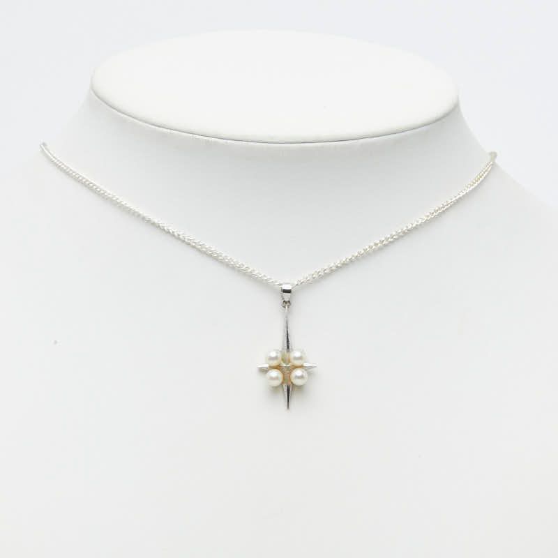 Mikimoto Cross Cross pendant necklace made of SV925 silver with a pearl, showing 45.3cm chain length and detailed pendant