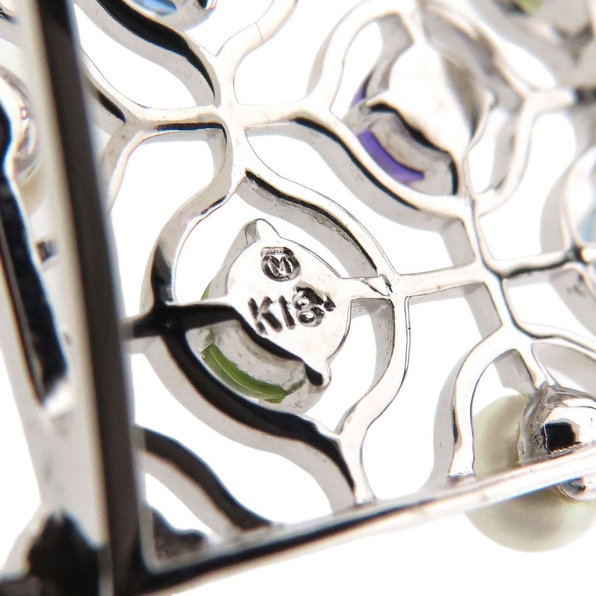 Mikimoto Pearl multicolor stone pendant top featuring 9 stones and 3 baby pearls in K18 metal
