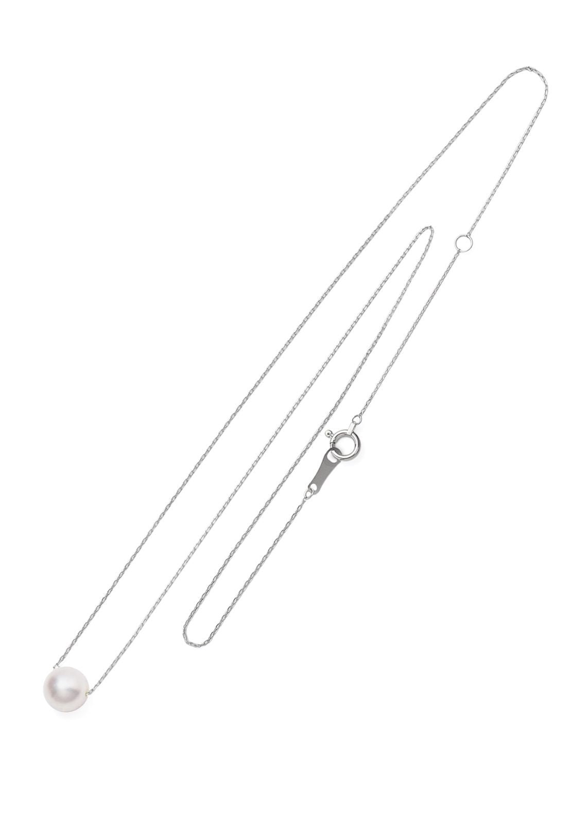 Pt850 solitaire pendant featuring a 6.5-7mm white Akoya pearl with pink luster on 40cm chain