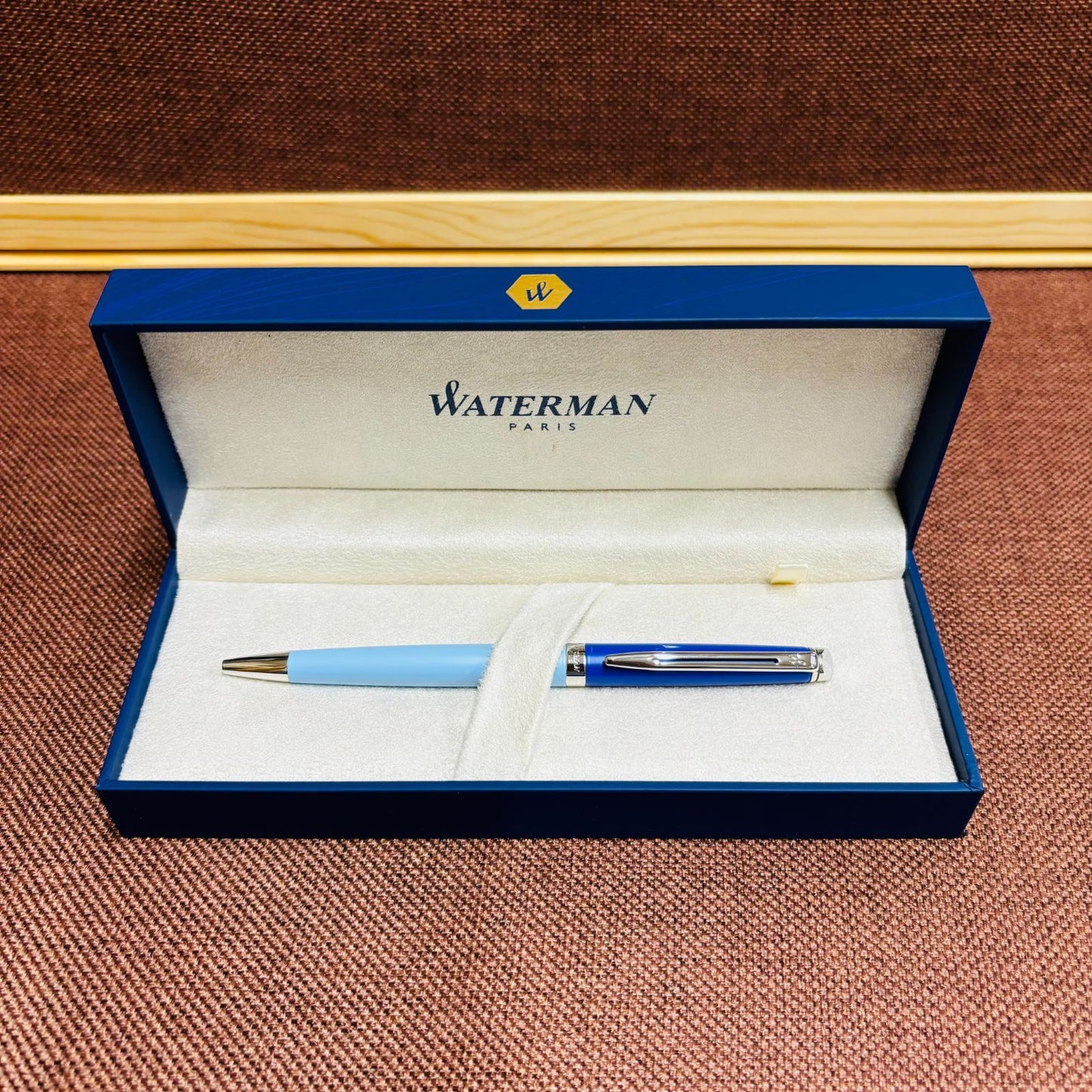 WATERMAN Metropolitan Essential BlueCT ballpoint pen in blue with chrome trim, 135mm length