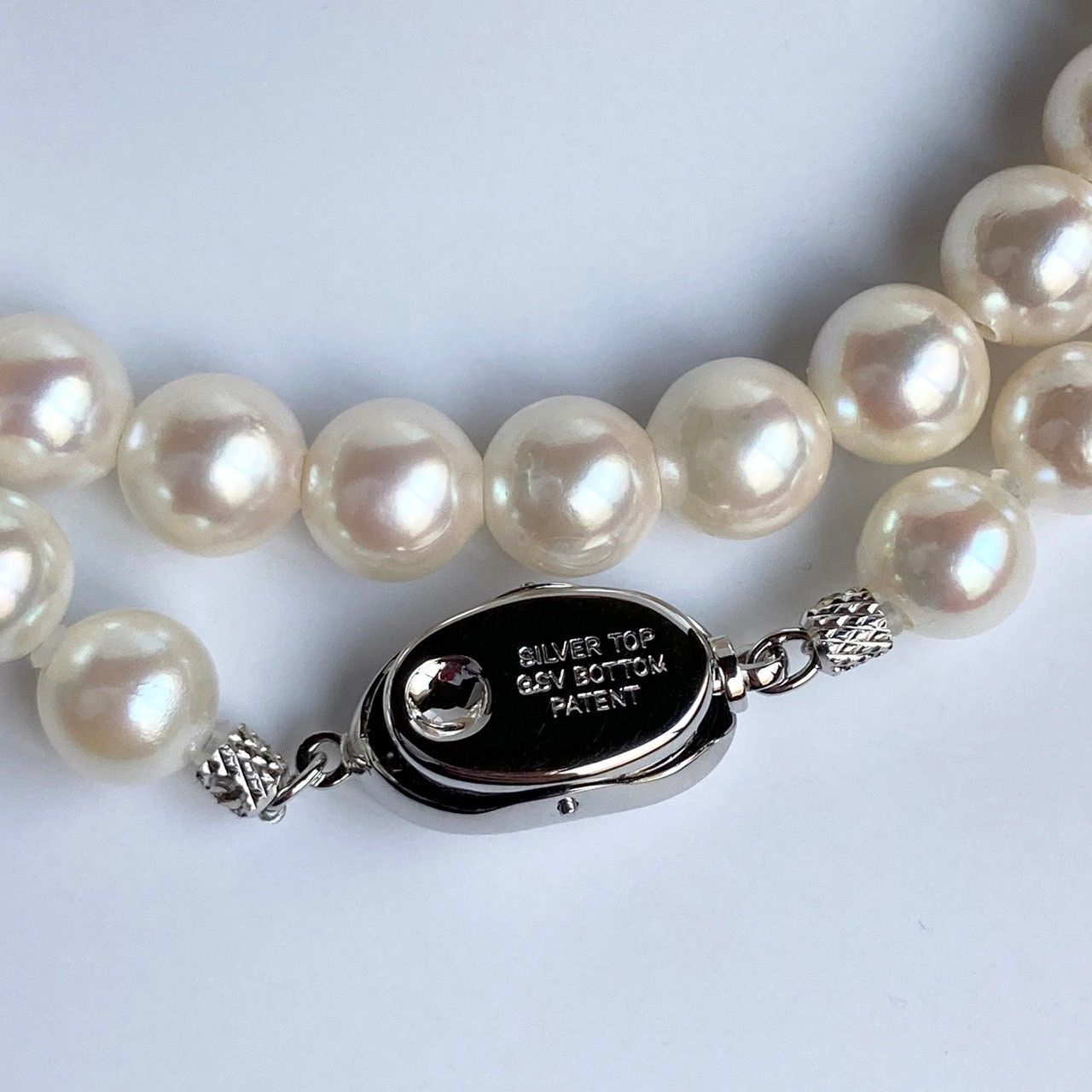 Akoya pearl necklace 43cm with 6.5-7.0mm semi-round white pearls on silver chain