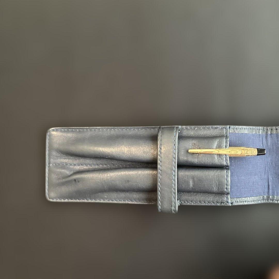 Cross Classic Century Gold 10KT fountain pen with navy double-slot leather pen case