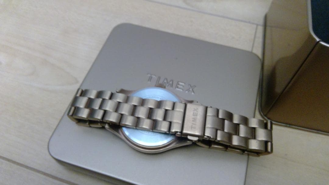 TIMEX BEAMS CAMPER Gold Quartz Men's Watch — Japanese