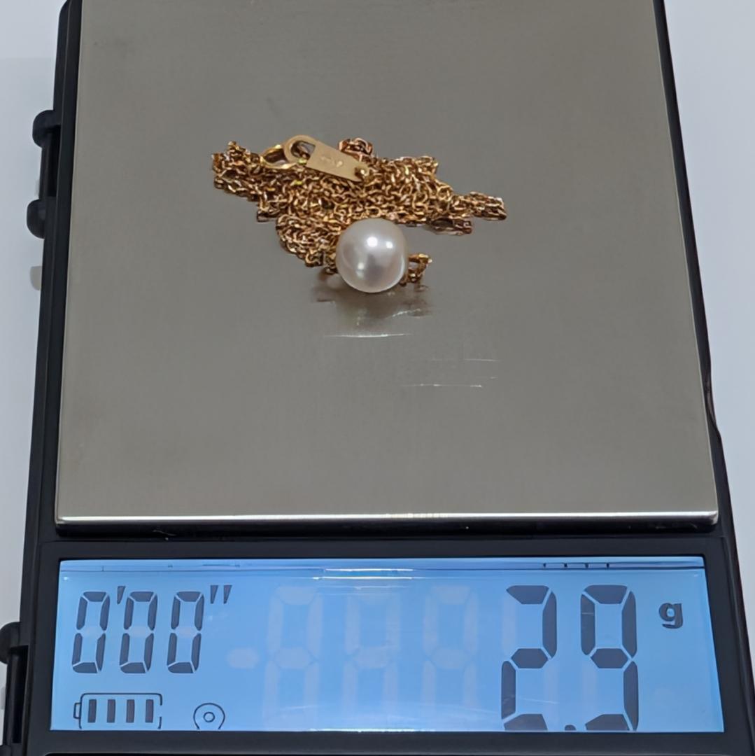 Tasaki pearl necklace with 7.6mm pearl and 18K yellow gold chain, 40cm length, vintage style