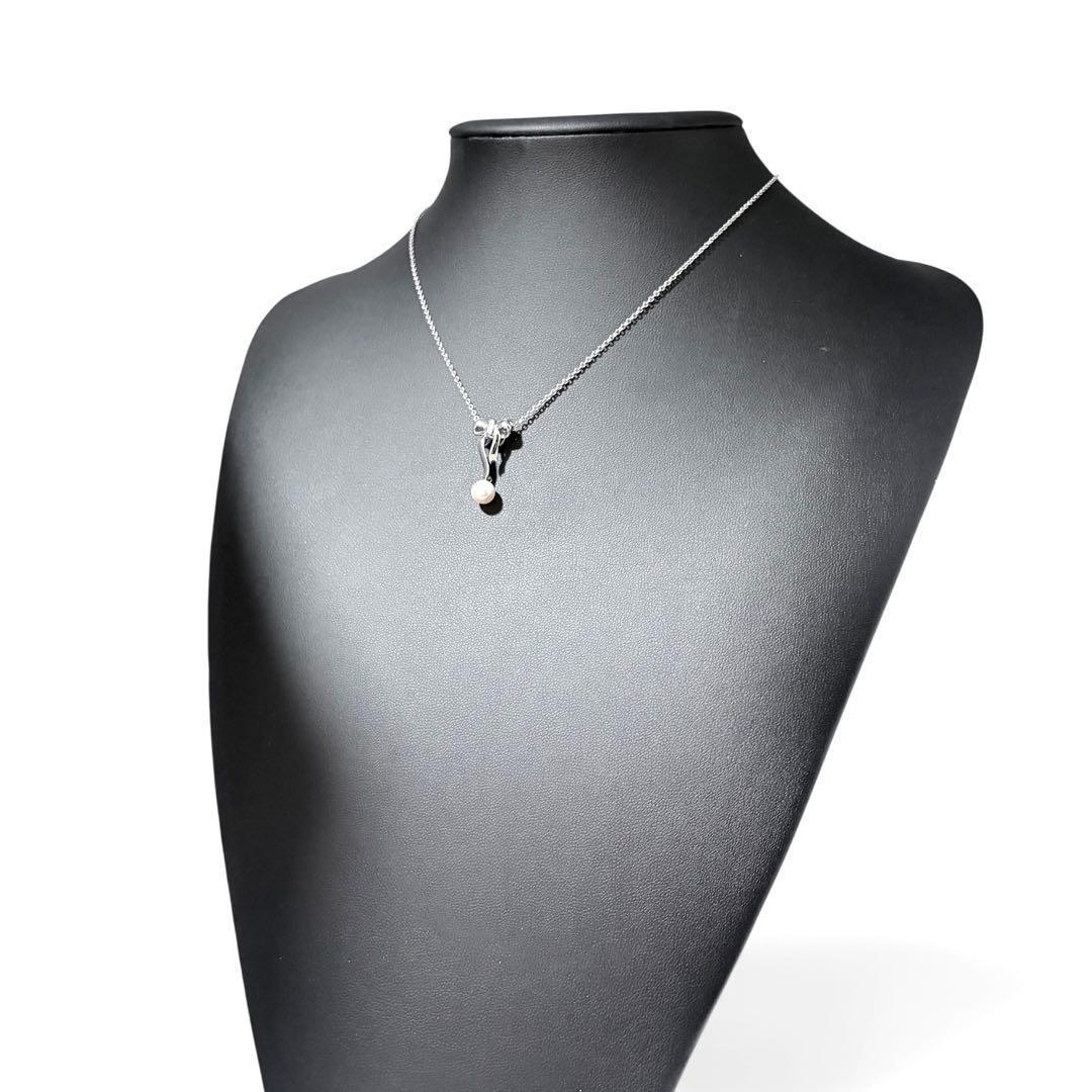 TASAKI Pearl Ribbon Necklace with 6.7mm Akoya pearl, 0.02ct diamond, and 40cm silver chain