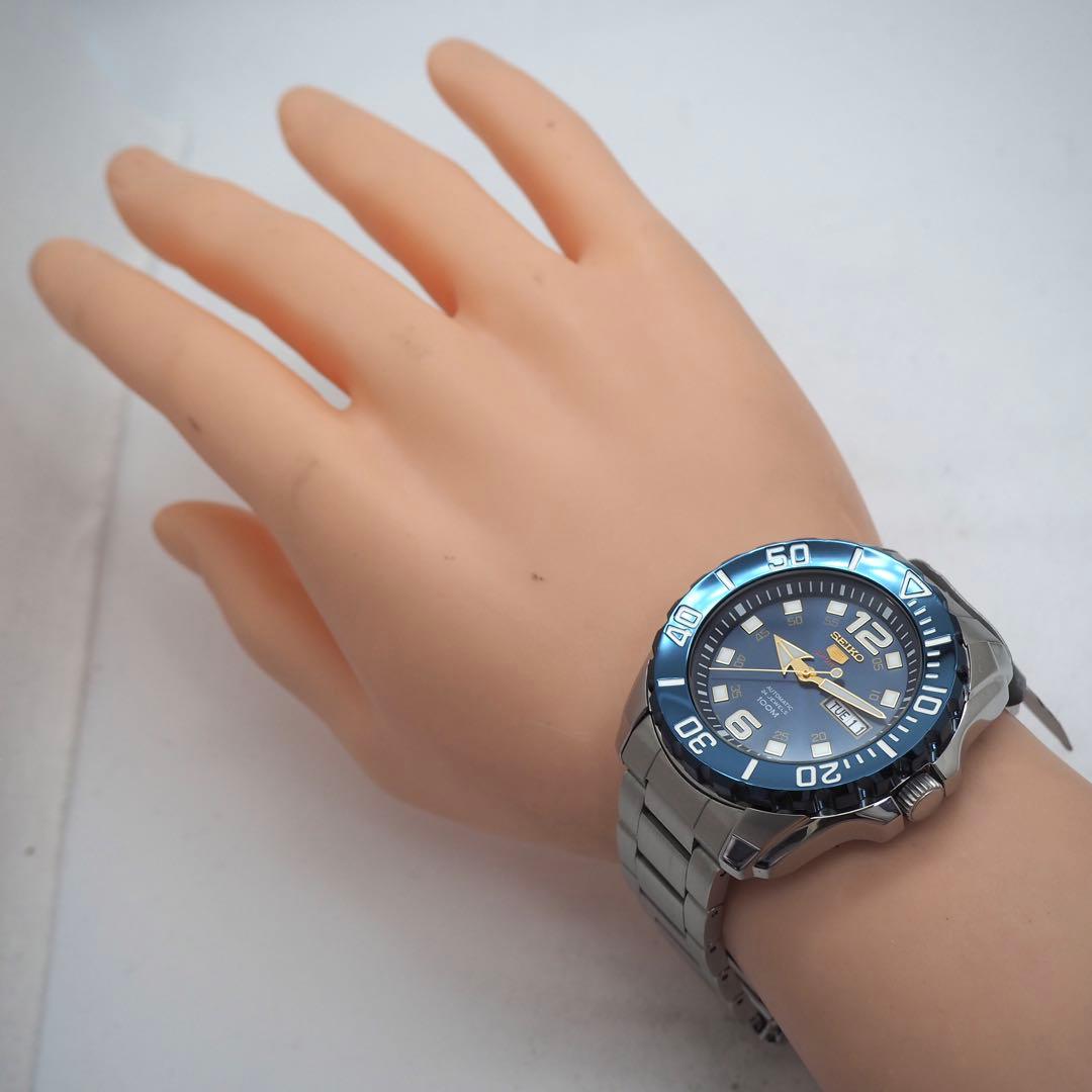 SEIKO 5 Sports Divers Automatic Men's Watch — Japanese