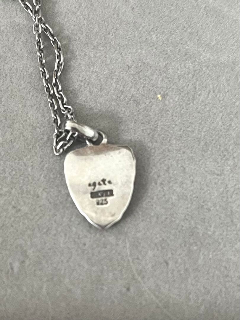 Agete silver necklace with key and emblem charms, 400mm length, slight blackening finish