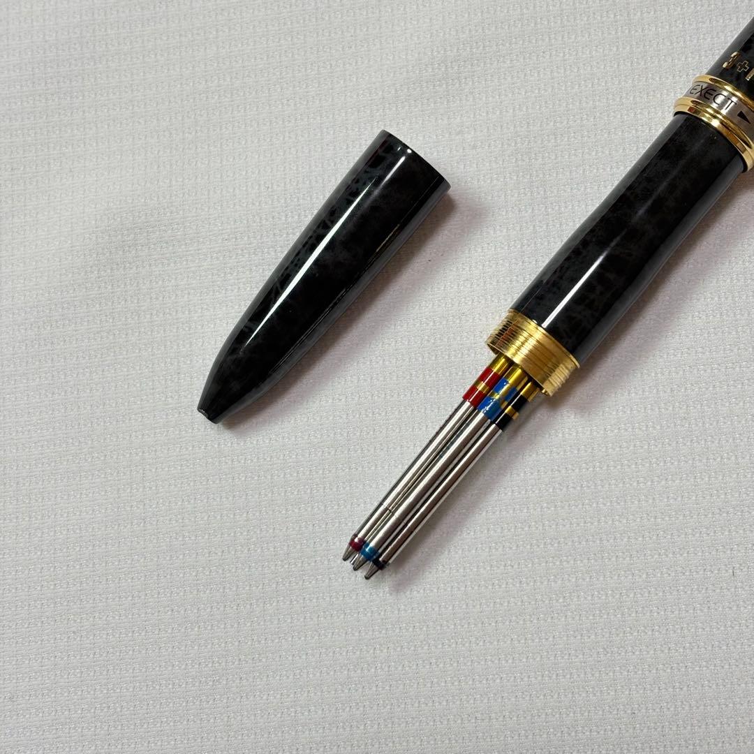 PILOT EXECT 3 Plus 1 multi-function ballpoint pen in marble black with gold-plated clip