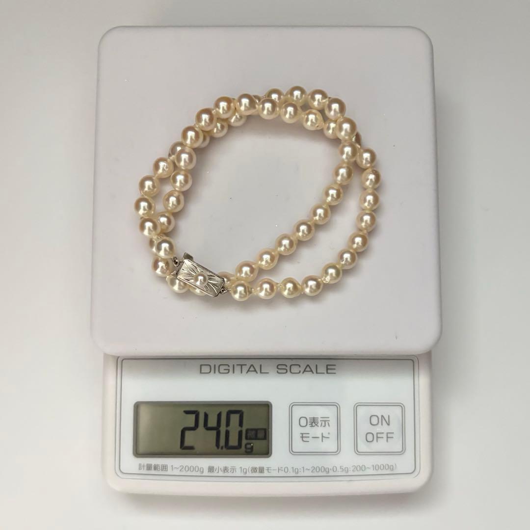 Aqoya pearl necklace with white Akoya pearls sized 6.5-7.0mm on 40cm strand weighing 24 grams