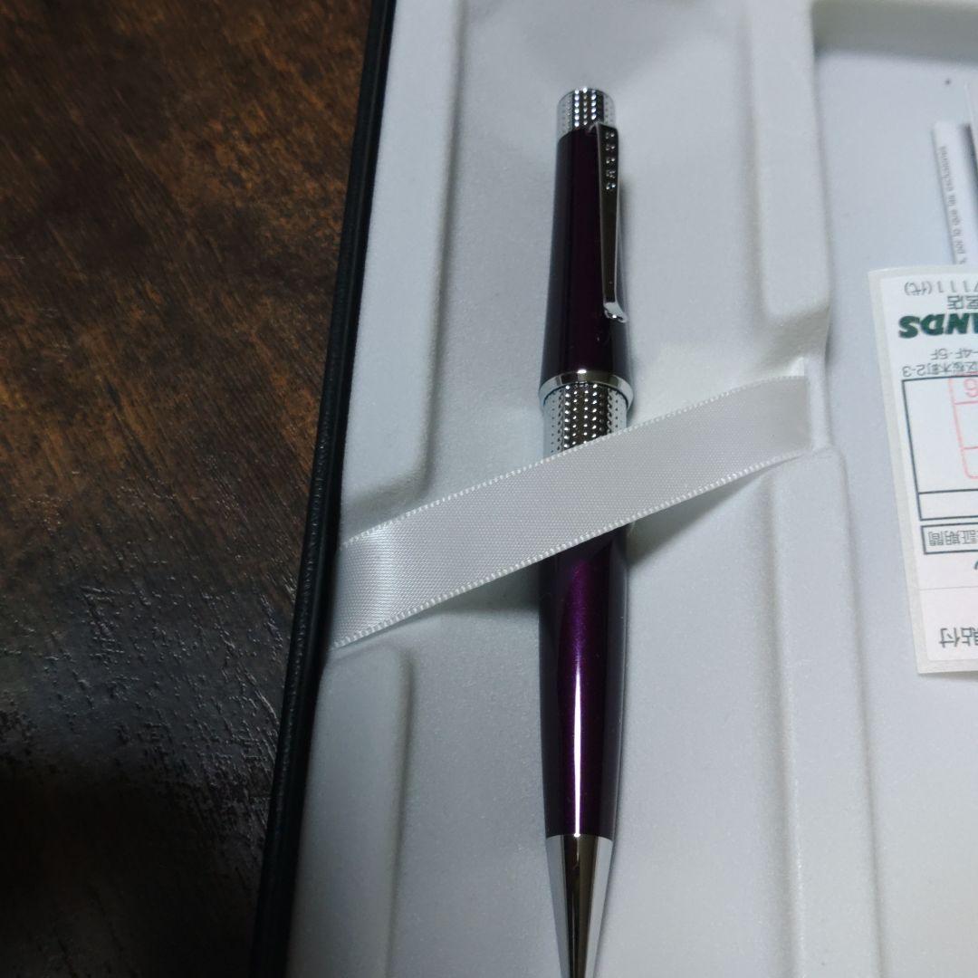 Red CROSS ballpoint pen with matching leather case set displayed