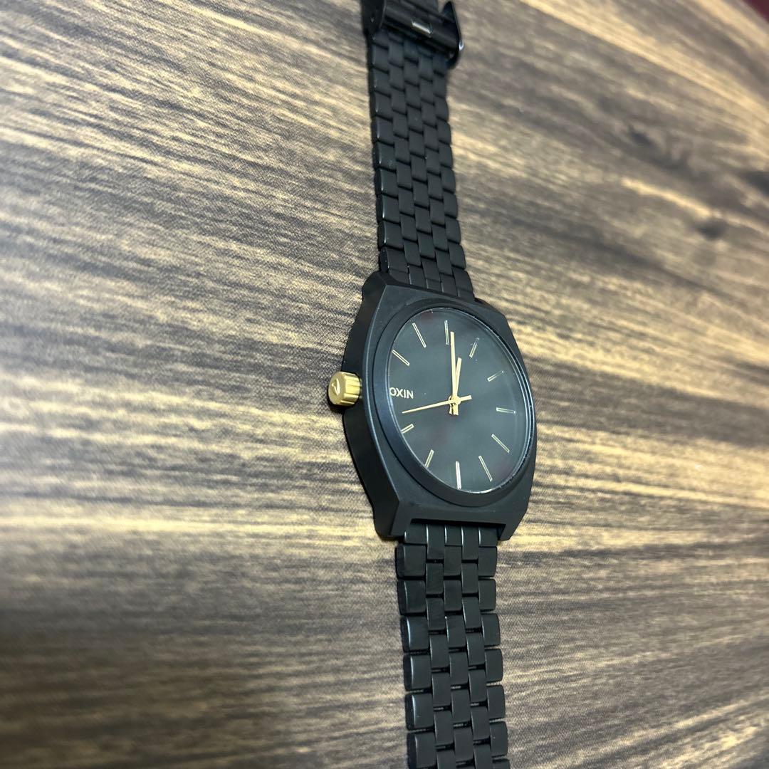 NIXON Analog Men's Watch — Japanese