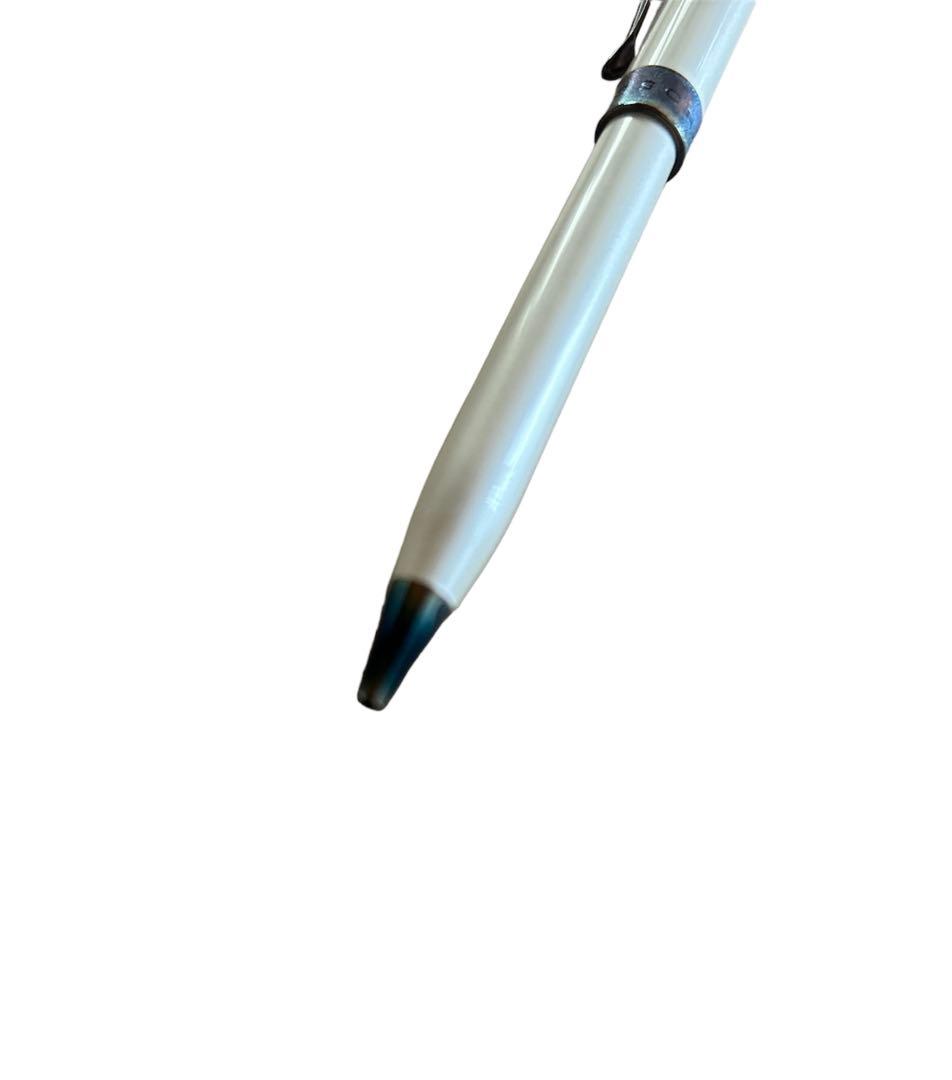 White Cross ballpoint pen set with white leather pen case and attached heart charm