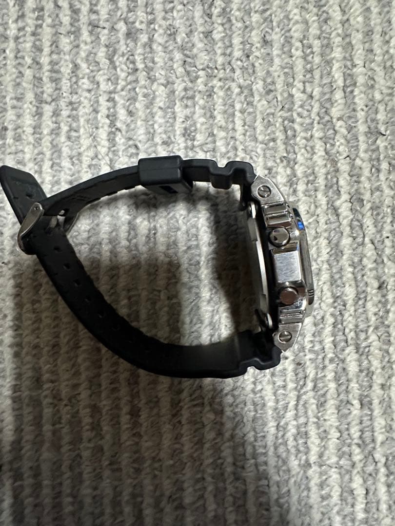 CASIO G-SHOCK DLX Digital Men's Watch — Japanese