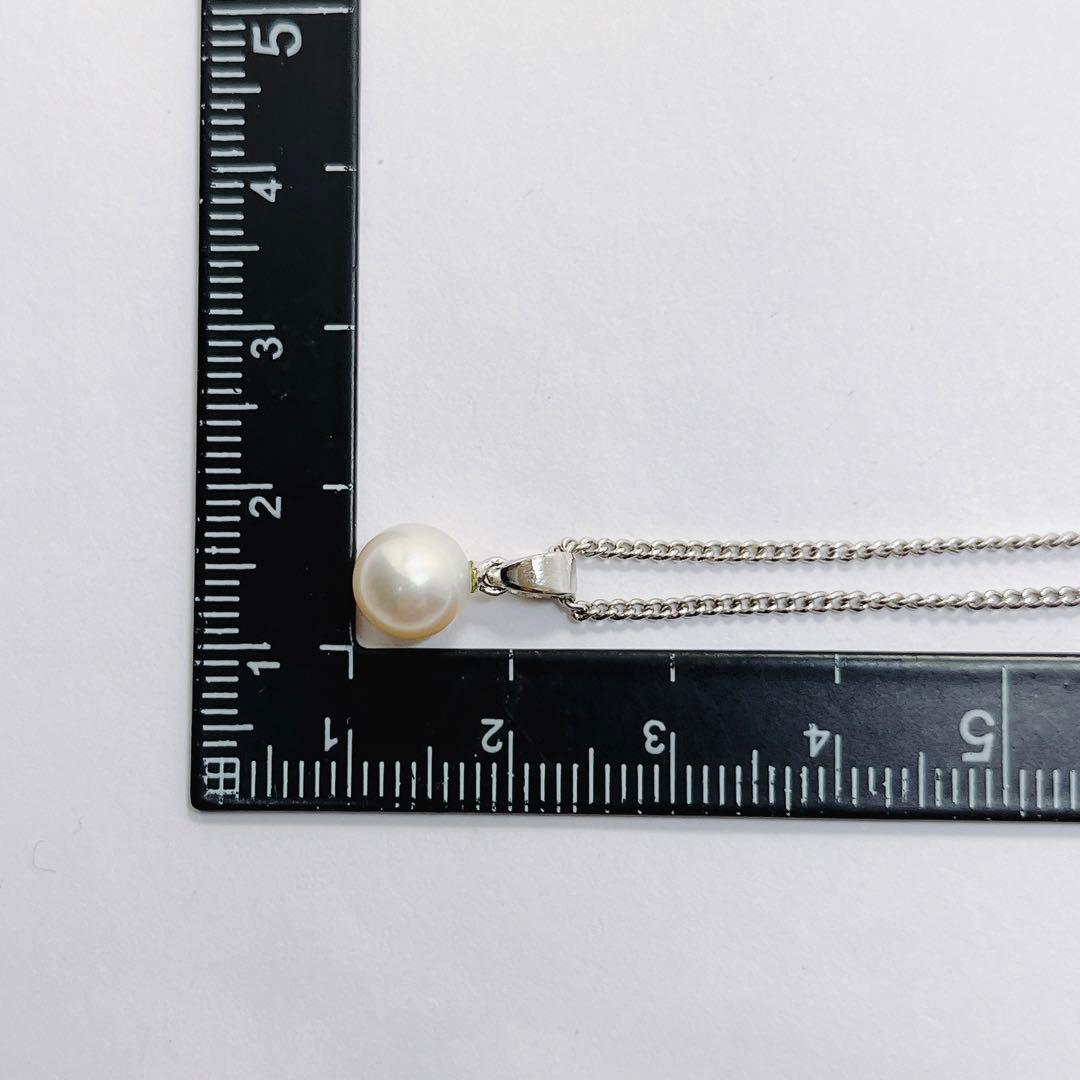 Mikimoto pearl pendant necklace with 7mm pearl on silver chain 40cm long