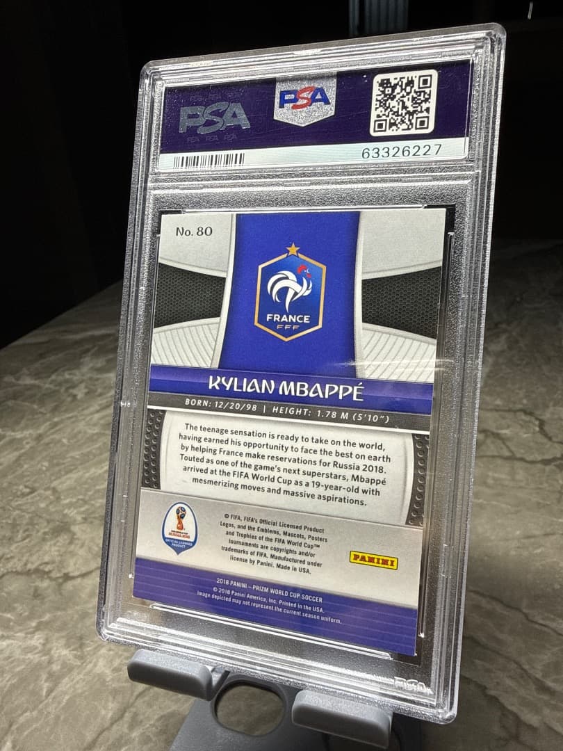 PSA 9 Kylian Mbappe 2018 Panini Prizm — Japanese