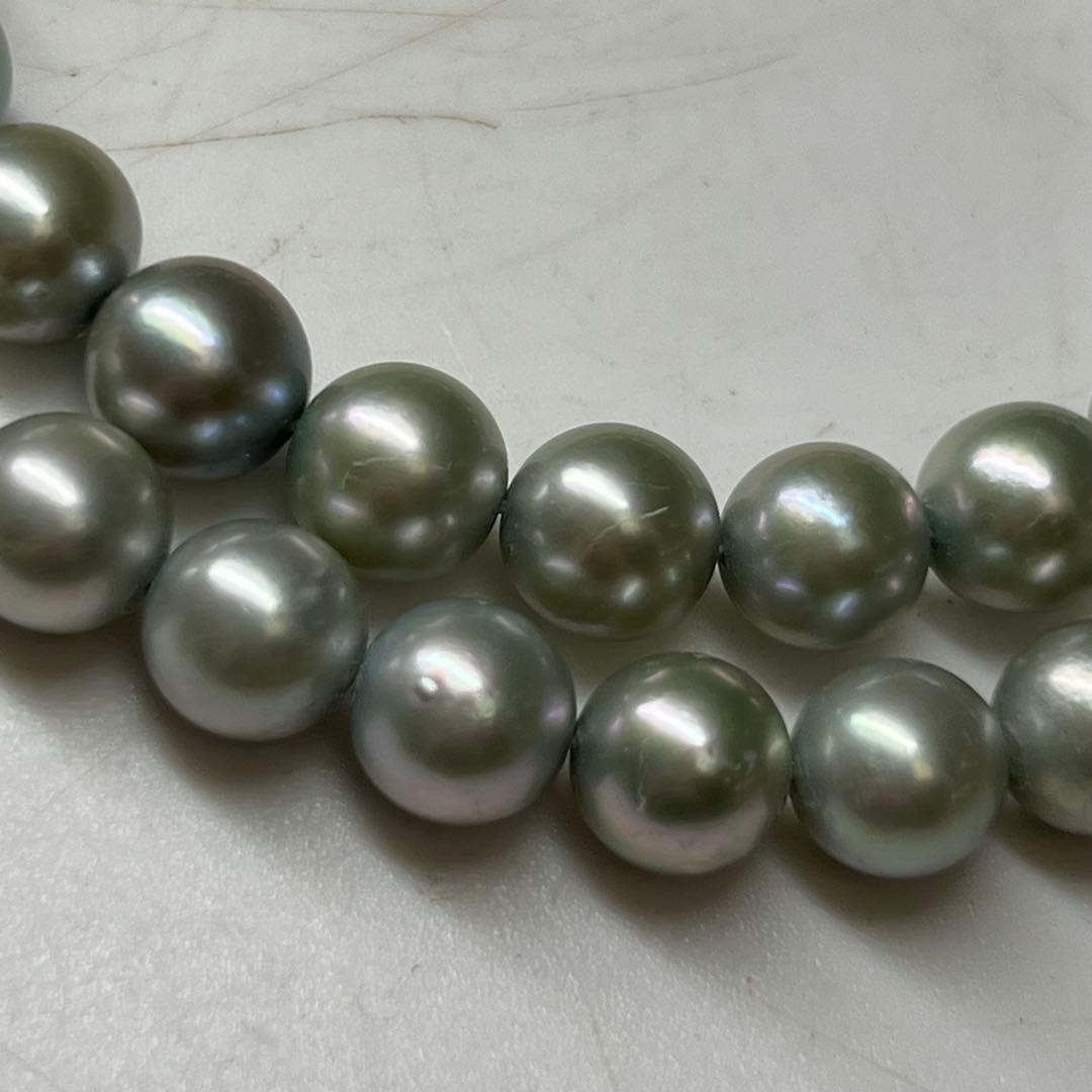 Akoya pearl necklace with blue gray pearls measuring 7.9-8.4mm weighing 41 grams