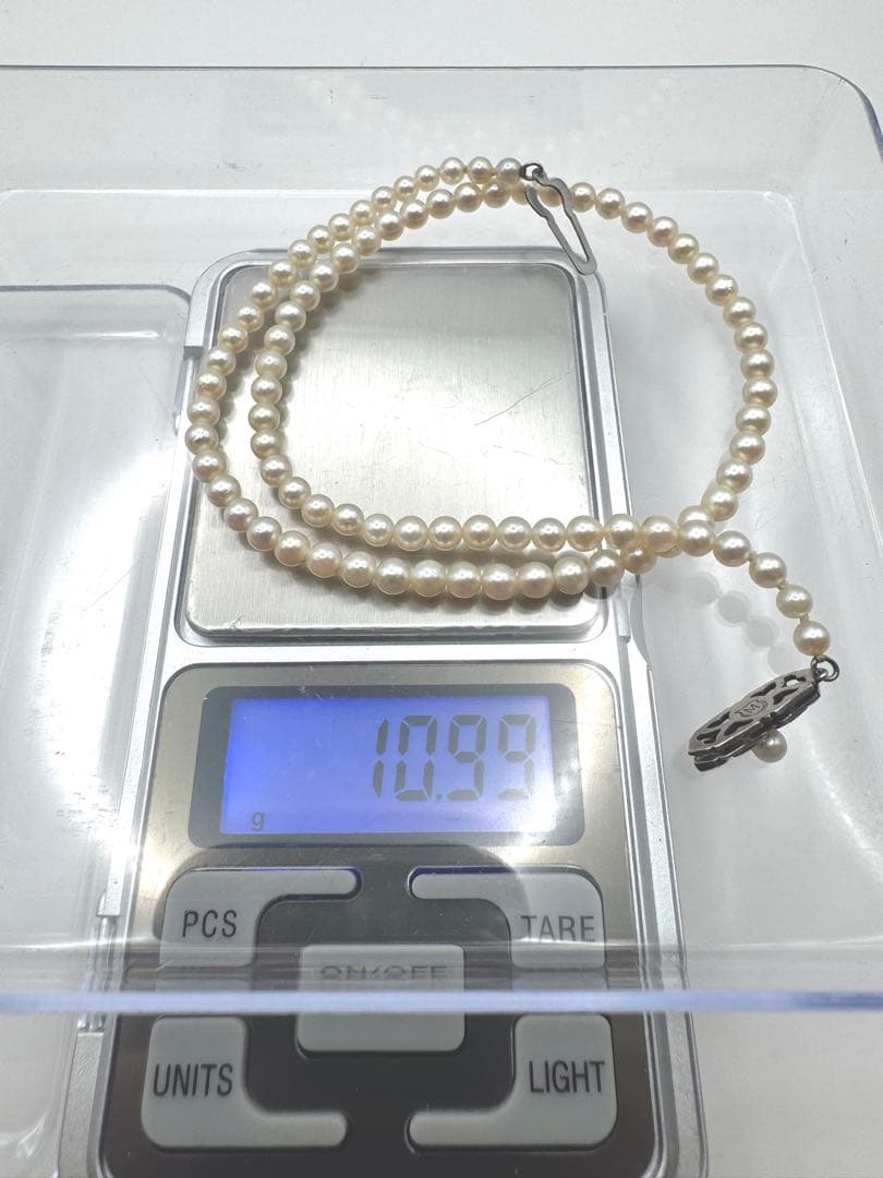 Mikimoto Baby Pearl Necklace with 3.8-4.5mm pearls measuring about 36cm in length weighing 10.9g