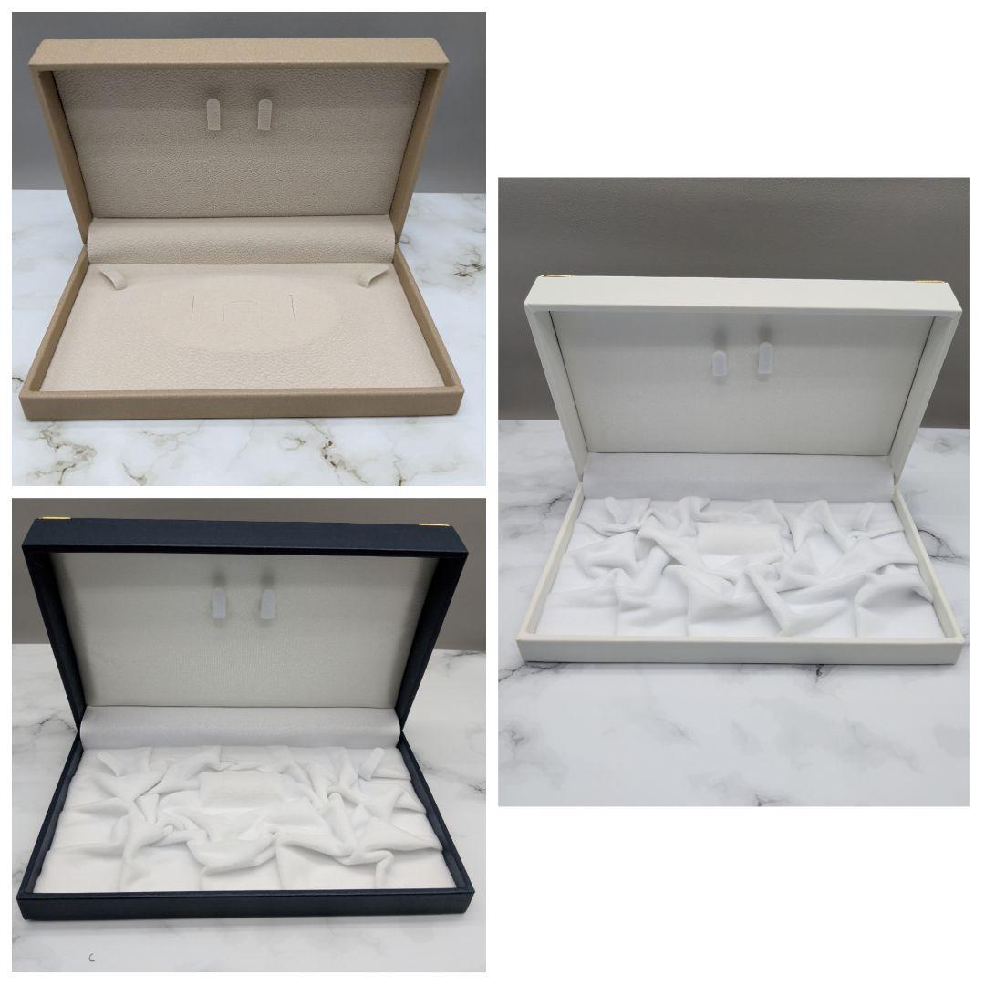 Kuro Akoya genuine pearl necklace with white 7-7.5mm pearls and silver clasp, 42.7cm length