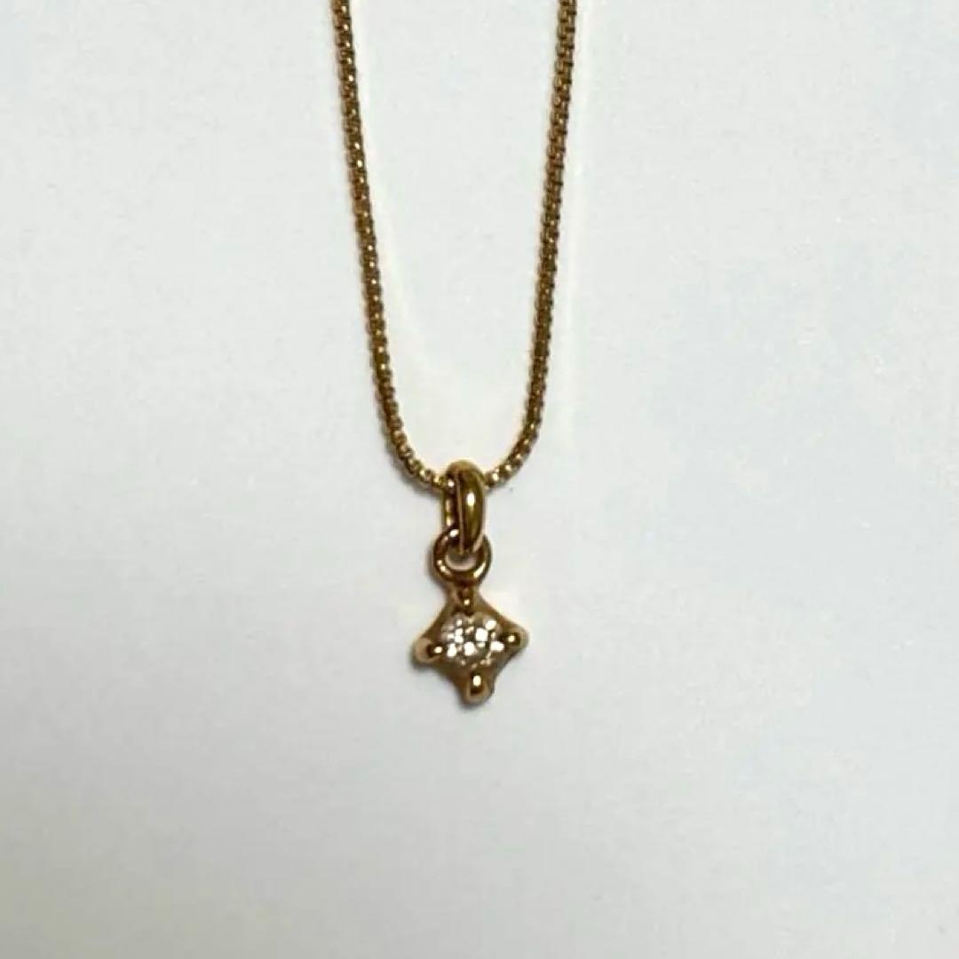 Agete K18 yellow gold single diamond necklace with 0.05ct diamond, 40cm adjustable length