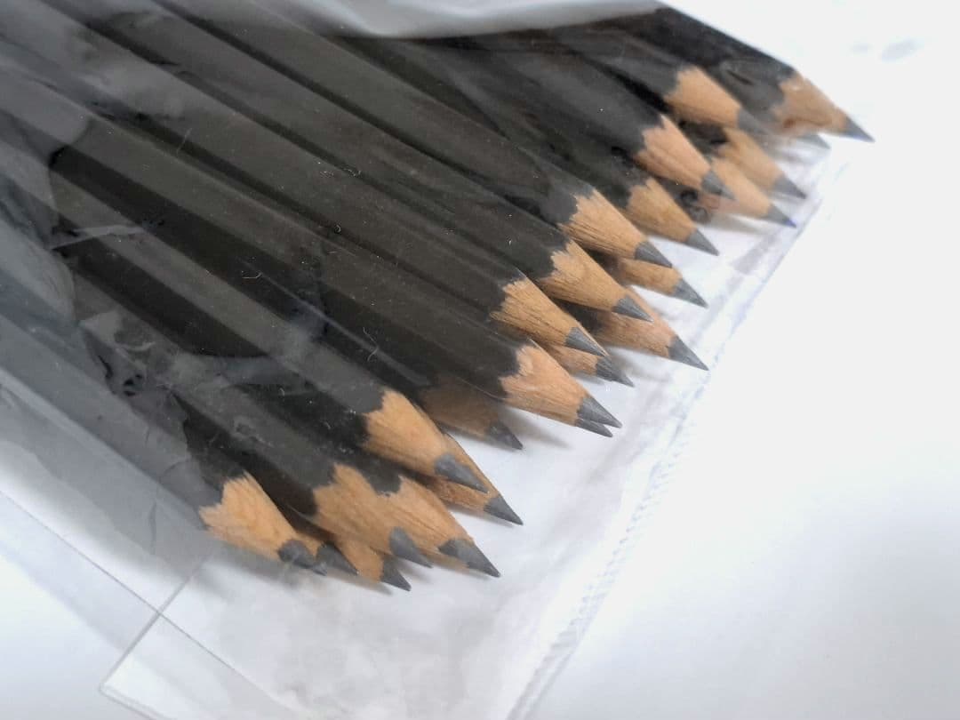 Retro Antique Mini Pencil set with 130 pieces including PILOT matte silver and PUBLICA pencils plus unbranded gold and black pencils