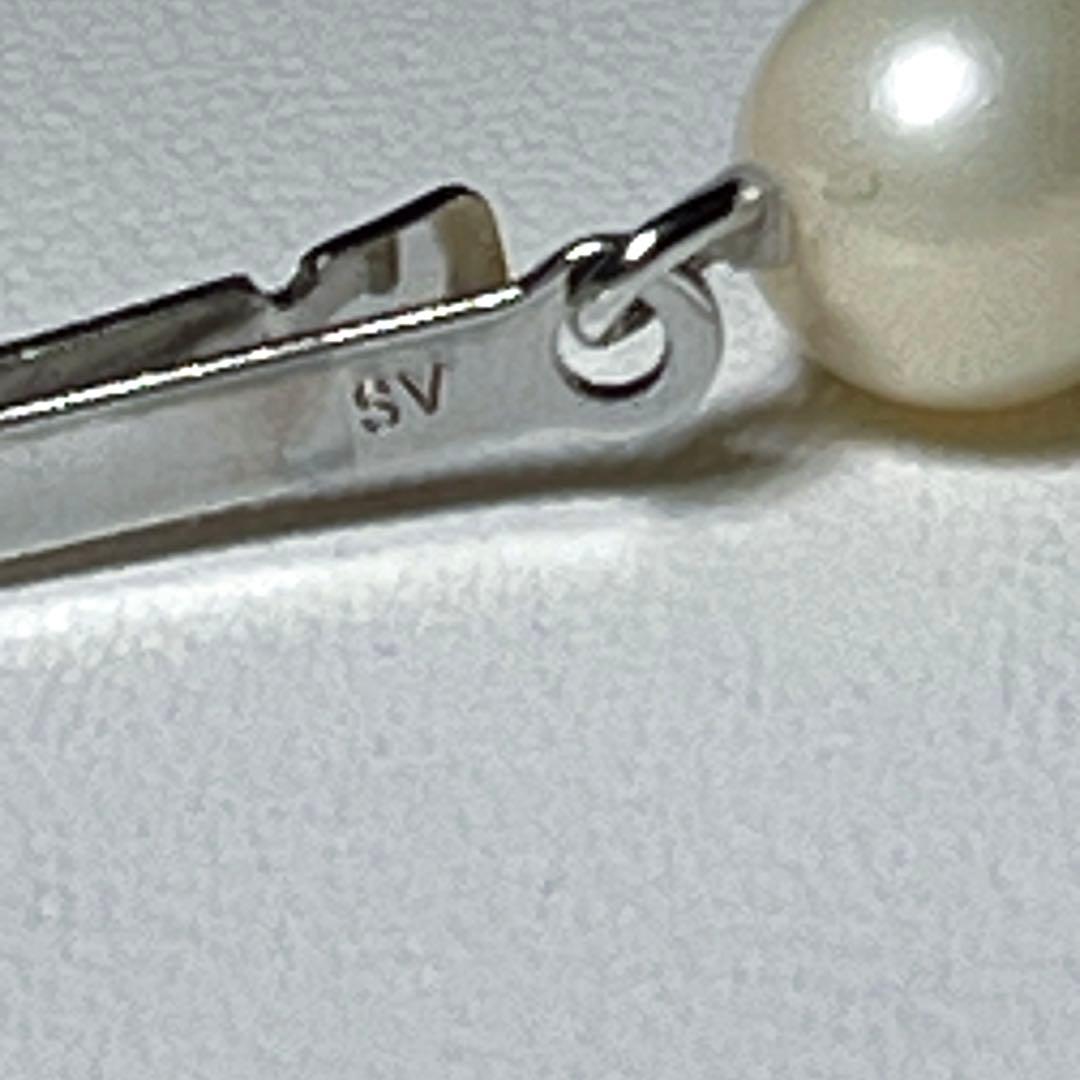 Akoya pearl necklace with round 6.0 to 6.4 mm pearls on a 41.5 cm silver strand