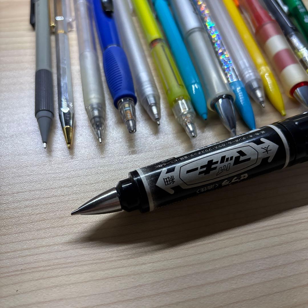 Pilot Other pen in blue color shown on white background with cap on
