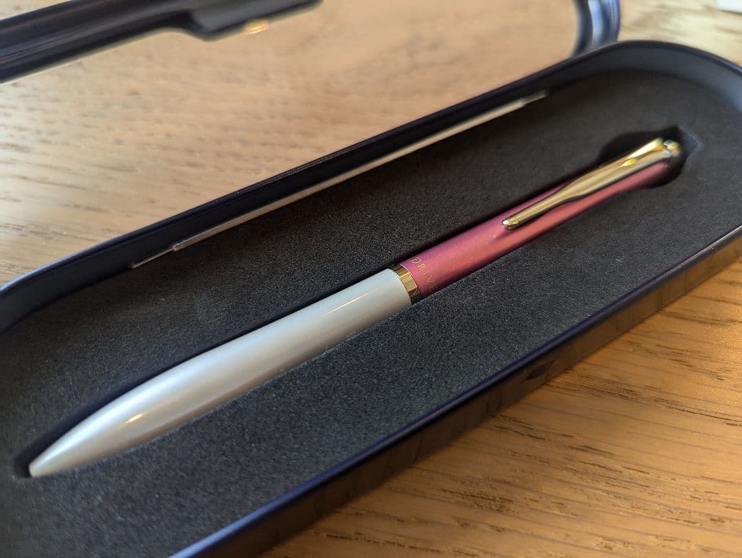 PILOT Acro DRIVE Limited Edition ballpoint pen in white and pink with included dedicated case