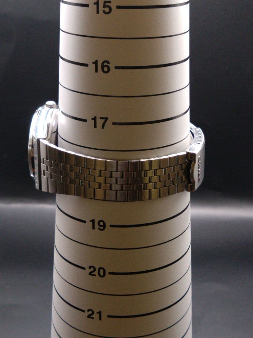 SEIKO 7546-700C Quartz Men's Watch — Japanese