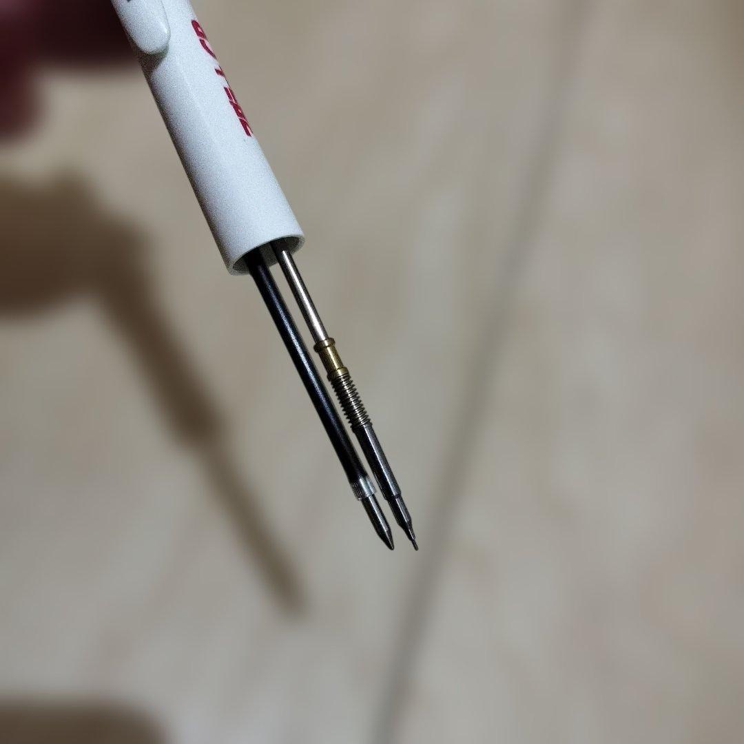 Pilot FEED 1+1 ballpoint pen and mechanical pencil set in white and black with grip included