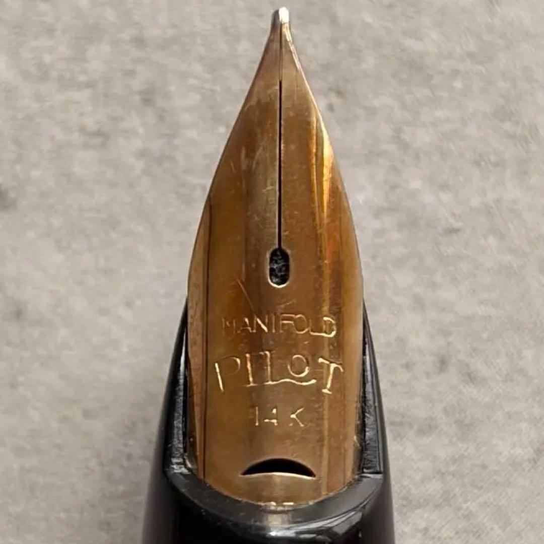 PILOT Super-200 vintage fountain pen with 14K manifold, classic design from Collection整理