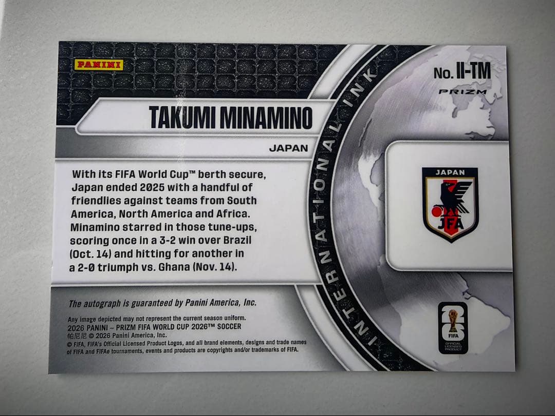 Takumi Minamino Autographed Card — Japanese