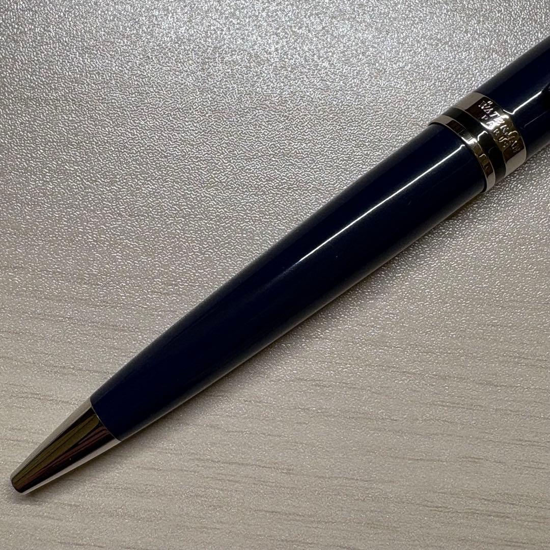 WATERMAN Essence of Waterman ballpoint pen with sleek black finish and silver accents