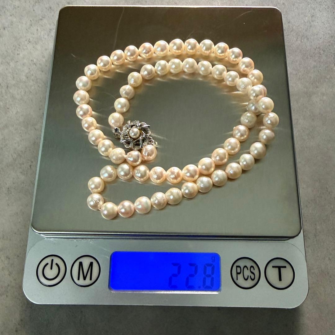 Akoya pearl necklace with 5.9mm to 6.3mm white pearls and silver hallmark clasp, 41.5cm length