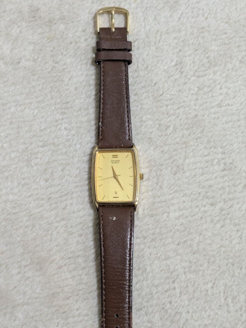 Citizen V157-0BX0 Quartz Men's Watch — Japanese