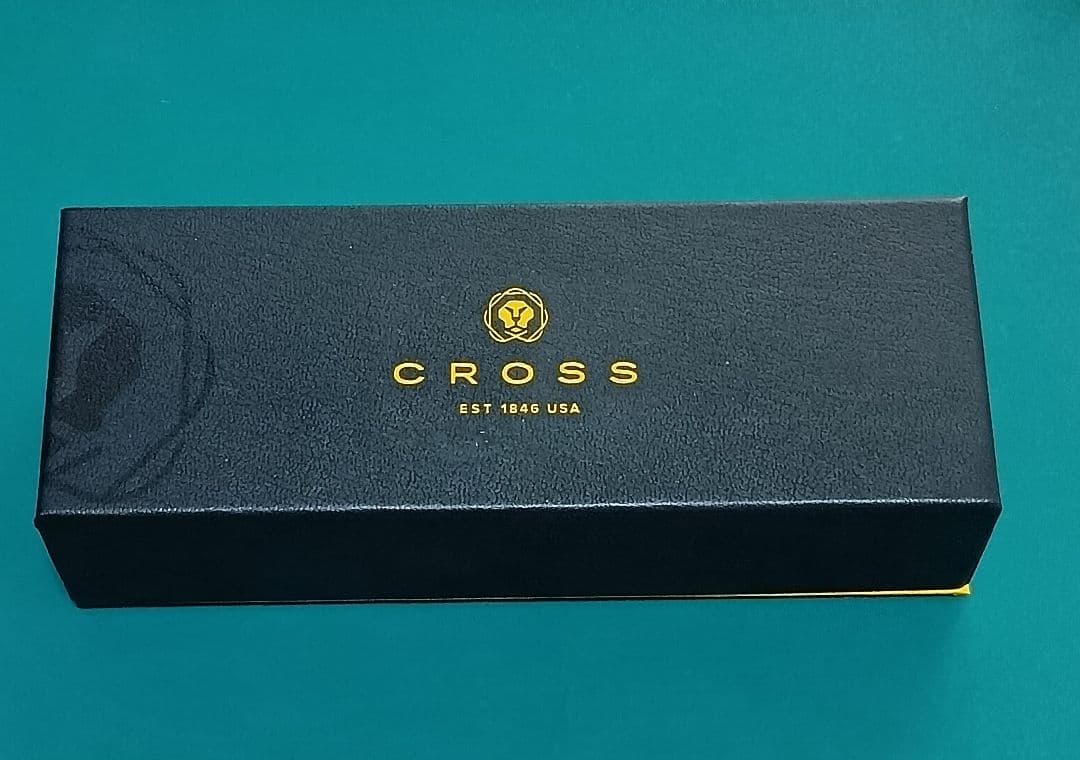 CROSS Ballpoint Pen Apojii in silver chrome with diamond pattern and black ink refill