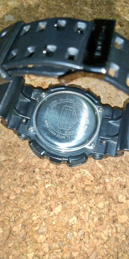 CASIO GD-100 Digital Men's Watch — Japanese