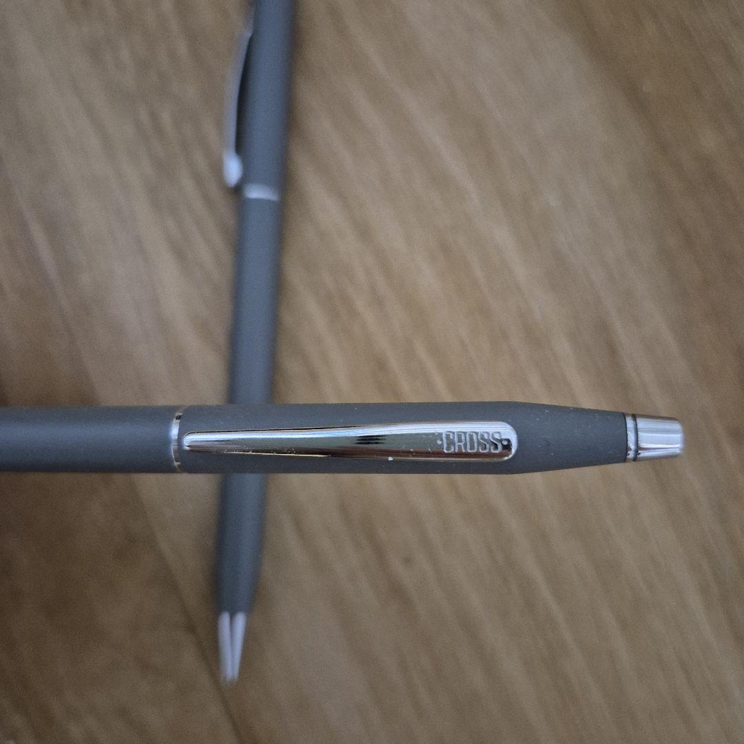 CROSS Mechanical Pencil and Ballpoint Pen Model シャープペンシル ボールペン in black with silver accents