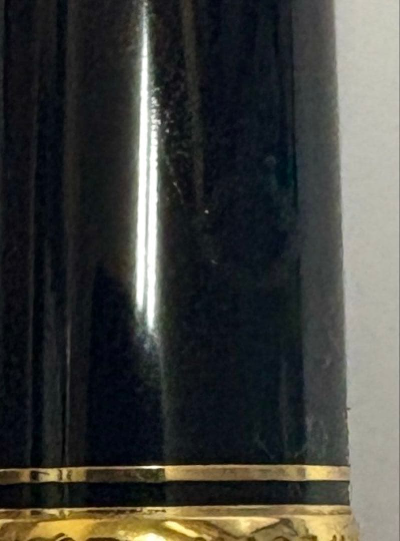 PILOT CUSTOM74 fountain pen with 14K 585 fine nib and sleek black body, 14.2 cm long