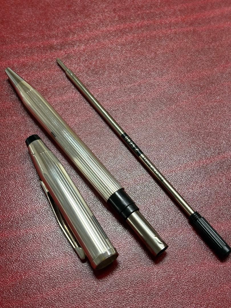 Cross Century 2 pen made of sterling silver with medium black ink refill