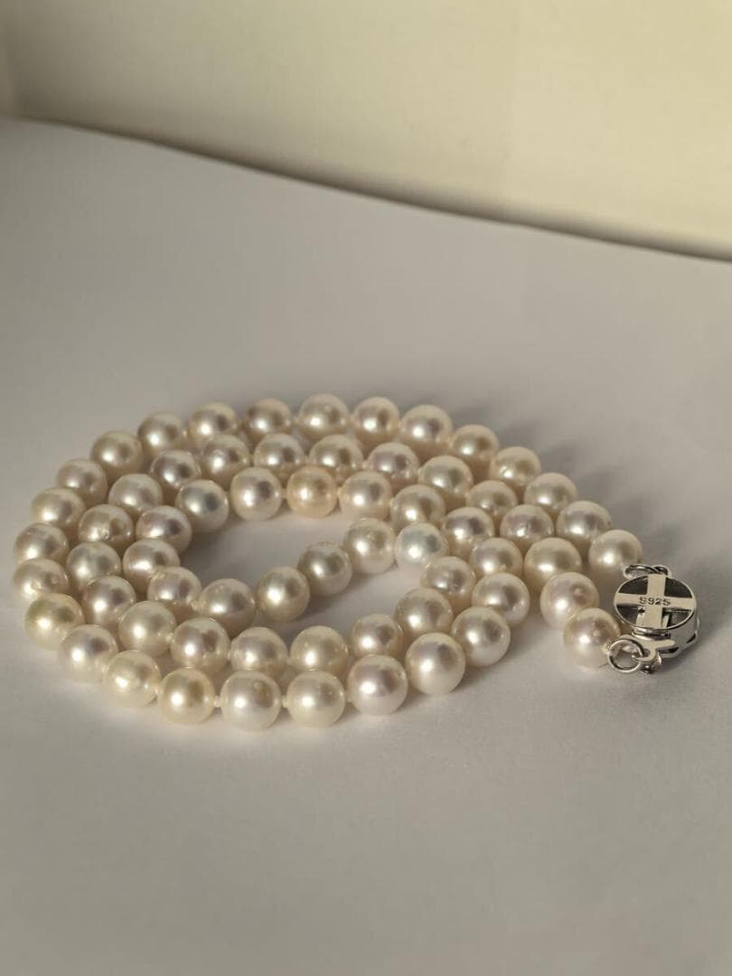 Akoya pearl necklace featuring 6-6.5mm pearls and flower pattern on 43cm 925 silver chain