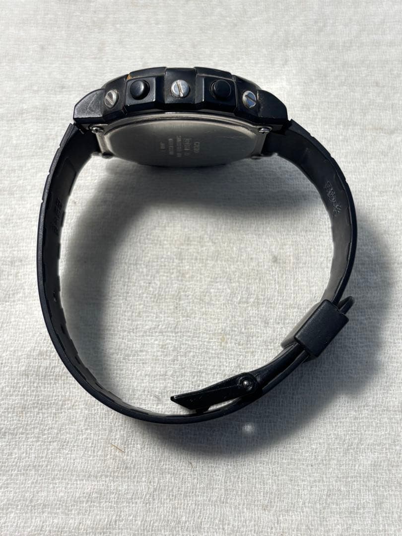 CASIO DGW-30 Digital Men's Watch — Japanese
