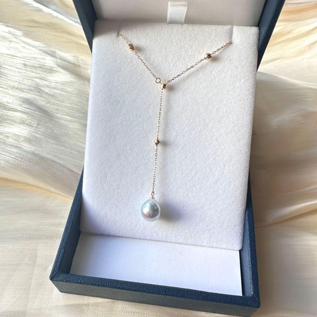 K10YG Akoya Pearl natural blue drop shape necklace with 8-8.5 mm pearls on a 45 cm chain