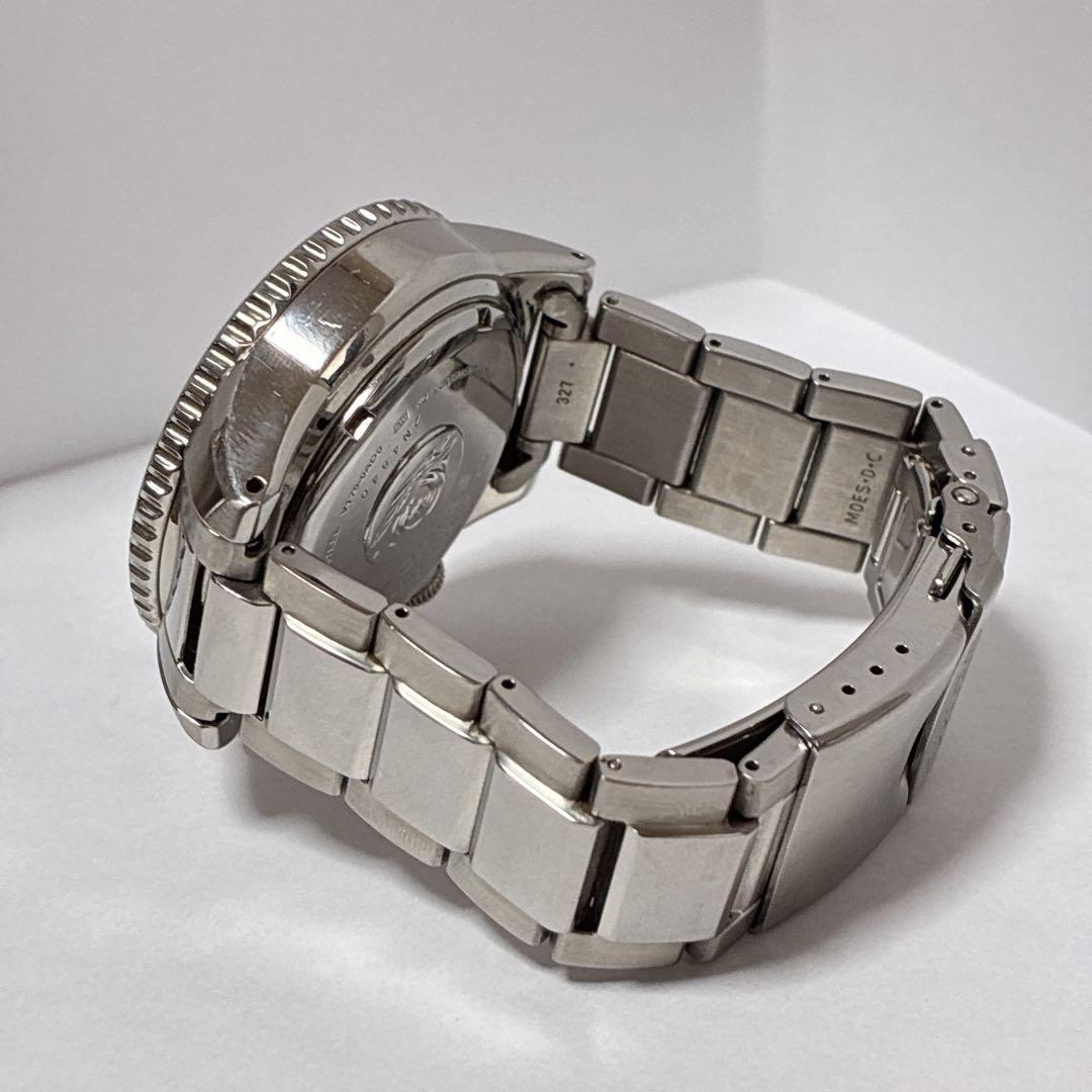 SEIKO V175-0AD0 Quartz Men's Watch — Japanese