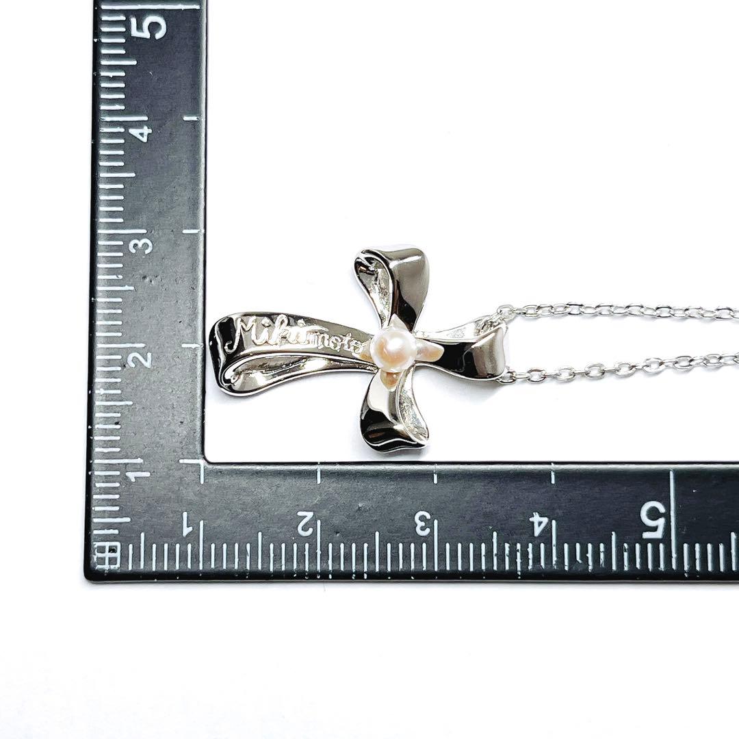 MIKIMOTO pearl necklace with 3.8mm pearls and silver cross ribbon on a 40cm chain